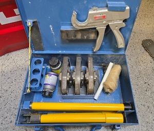 Policjanci odzyskali elektronarzędzia pochodzące z włamania#2